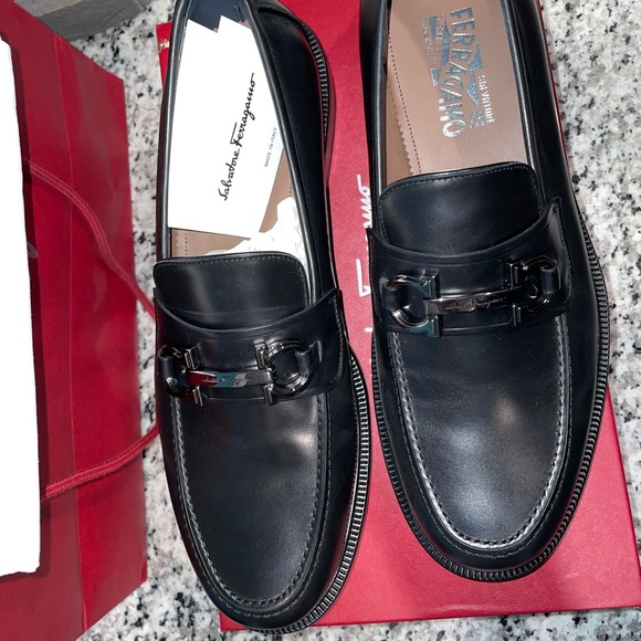 Salvatore Ferragamo 10 1/2 EE Loafer main image 5